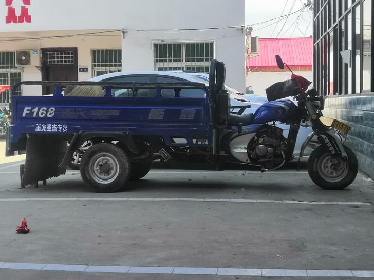 隆鑫F168水冷LX200发动机正三轮摩托...