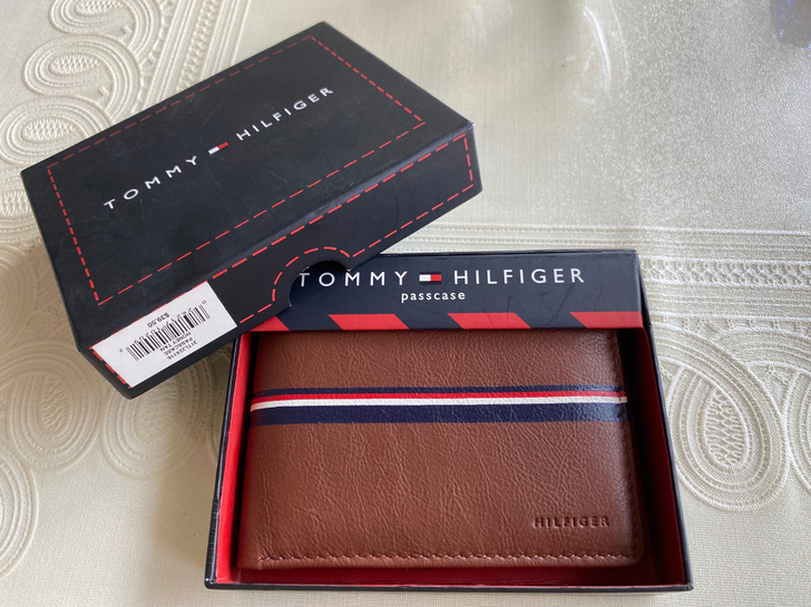 TOMMY HILFIGER男士短款钱包 ...