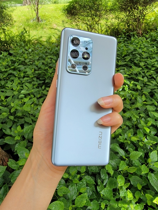 魅族18pro 8+128，配备骁龙888...