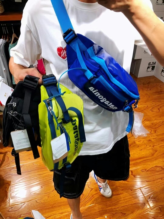 巴塔格里亚男士经典腰包斜跨包单肩包通勤包