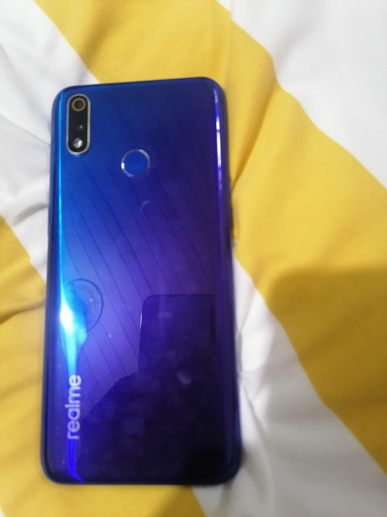 realme x 青春版   带盒子