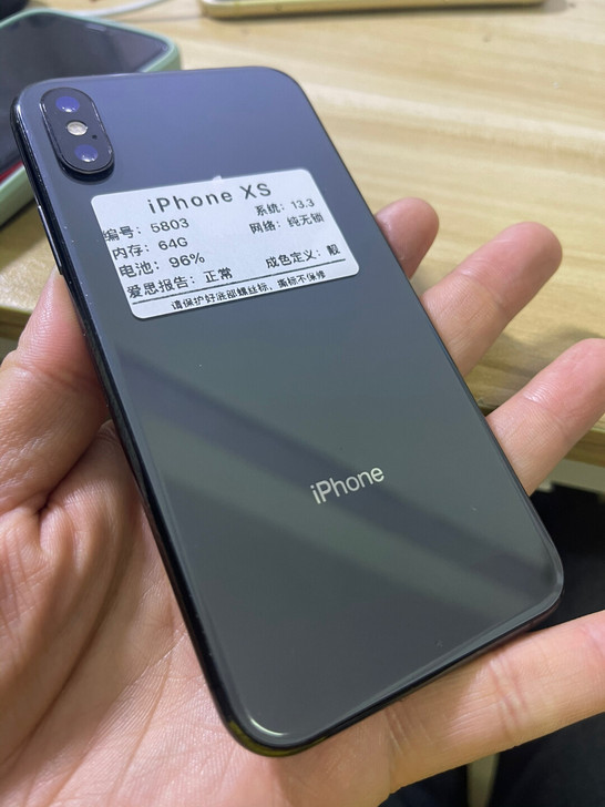 苹果XS 64G 黑色无锁版 成色好