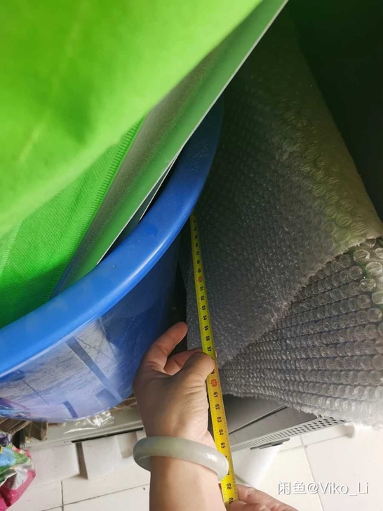 蓝色水桶，高67cm，直径60cm左右，只...