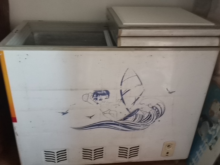 海尔冰柜 制冷效果好 使用没有一点问题 老...