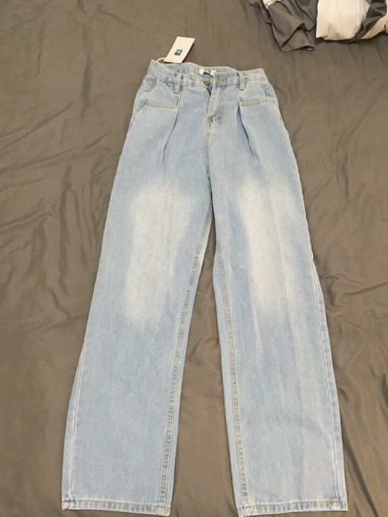 夏日牛仔裤  全新 吊牌还在
