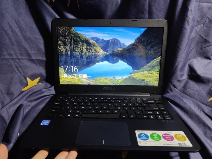 华硕E402N，办公本，看个人需要