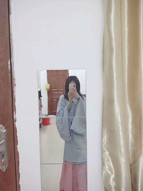 辞镜原创汉服。s码，仅试穿。现已断货