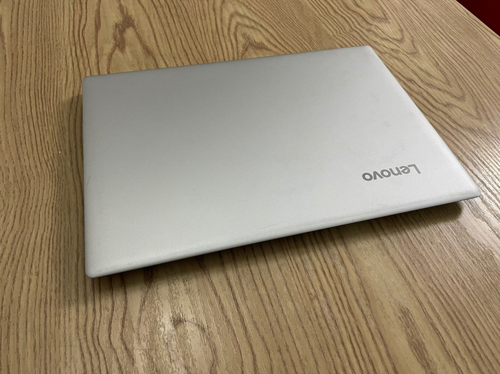 联想 100s 笔记本电脑