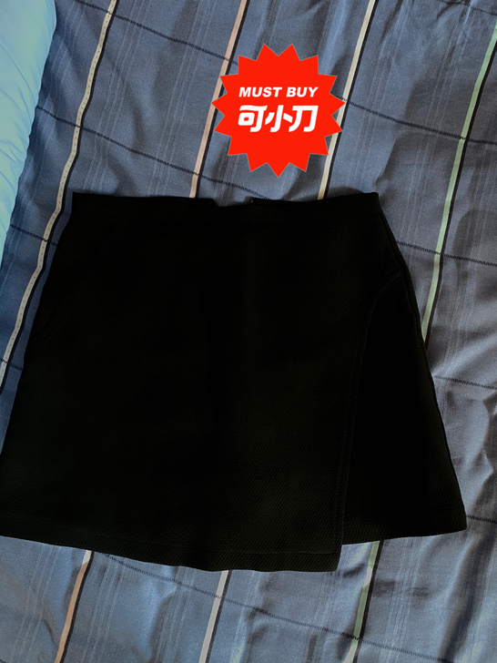 黑色半身裙，仅试穿，买小了，M码