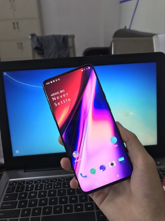 女生自用一加7pro国行8+256g全网通...