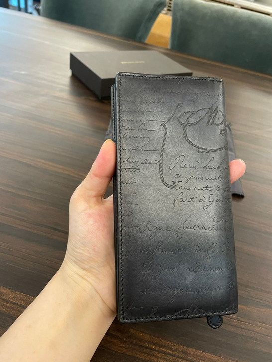 Berluti男士钱包 微店购入 买成78...