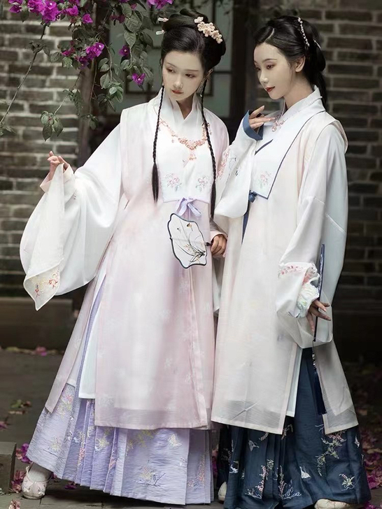 出汉服 重回汉唐 五音 长比甲 S码 杏色...