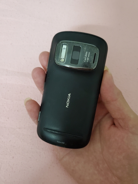 诺基亚808 PureView 国行 黑色...