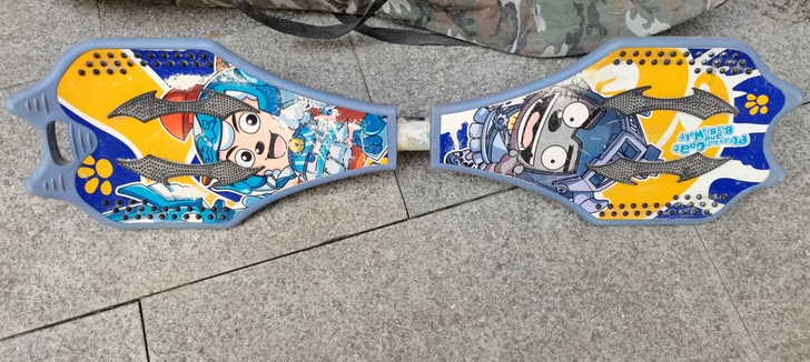 两轮滑板活力板