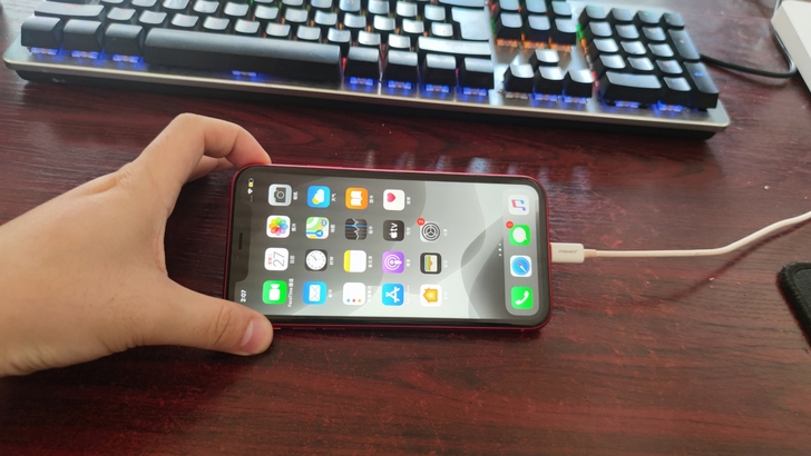 苹果11  国行64g