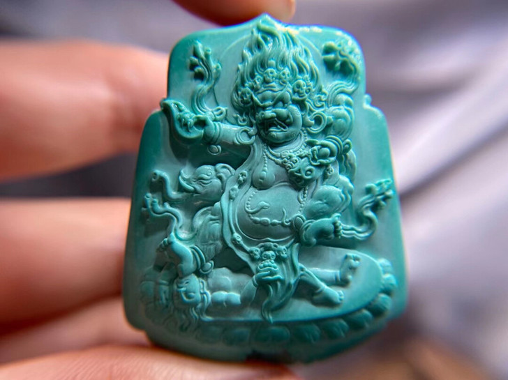 湖北原矿绿松石雕刻件，内阎罗护法，尺寸35...