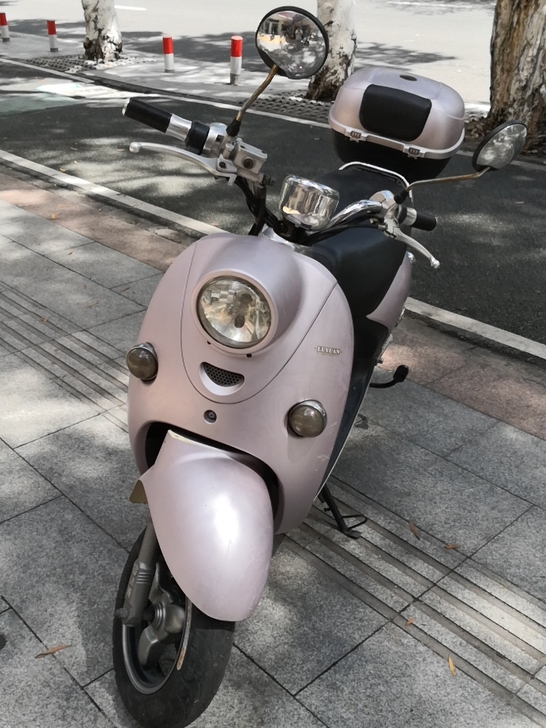 绿源电动车，60伏20安，好开好用，一切正常