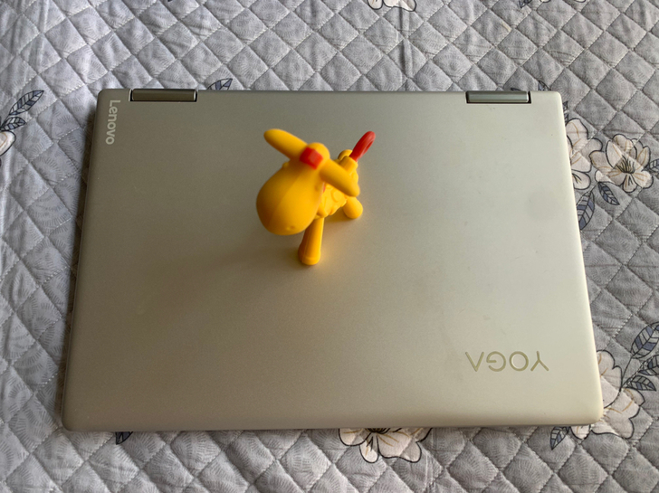 联想笔记本电脑,具体配置如图五,成色如图有...