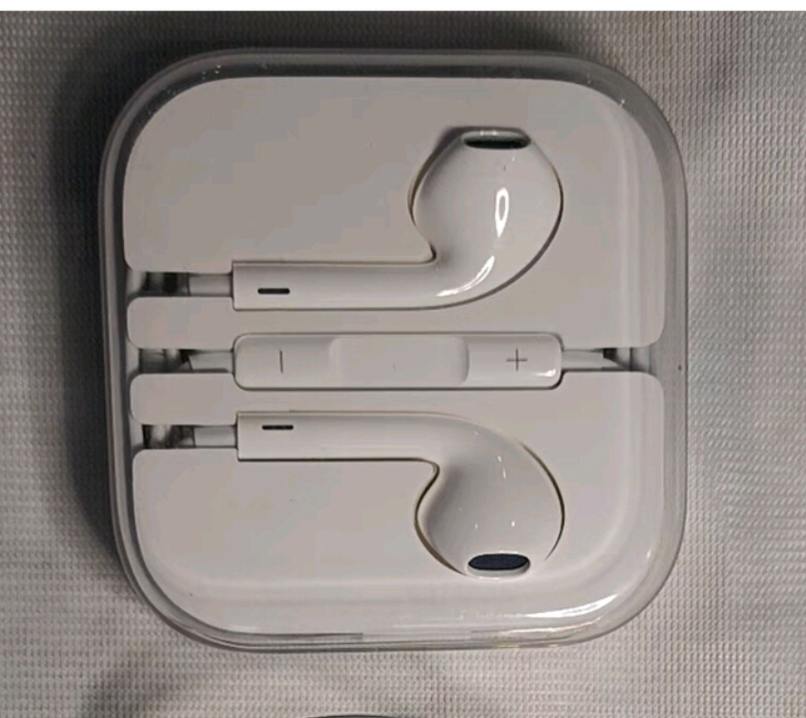 闲置正品圆头苹果耳机，只用过一次，绝对正品...
