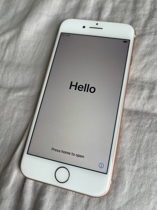 出闲置自用国行iPhone8 256G 金...