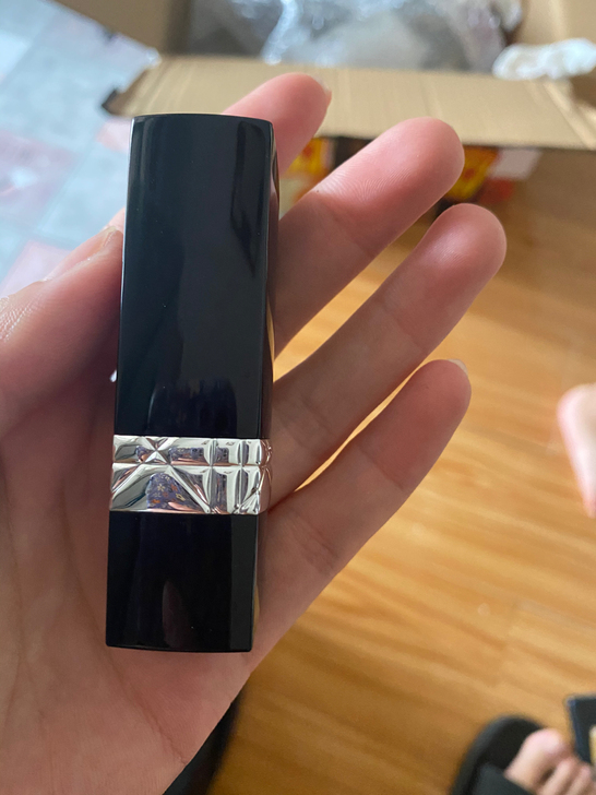 迪奥999，余量如图，不是自己喜欢的颜色，...