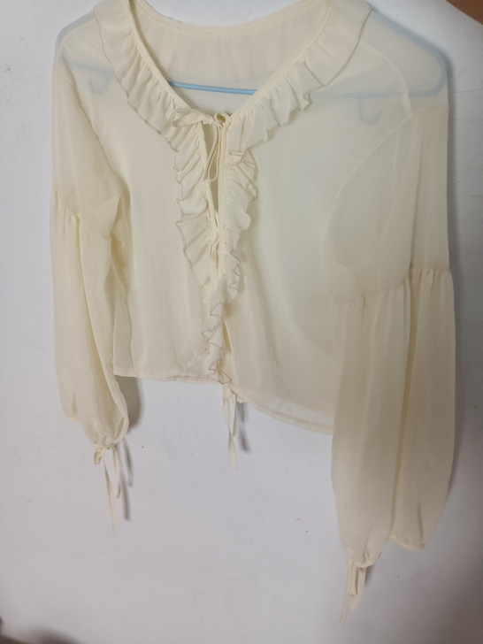 出闲置防晒衫19.9，偏远地区不包邮