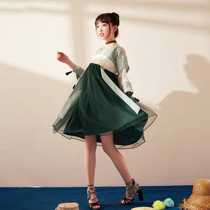 全新 新款汉服女十三余小豆蔻绿篱齐胸襦裙汉...