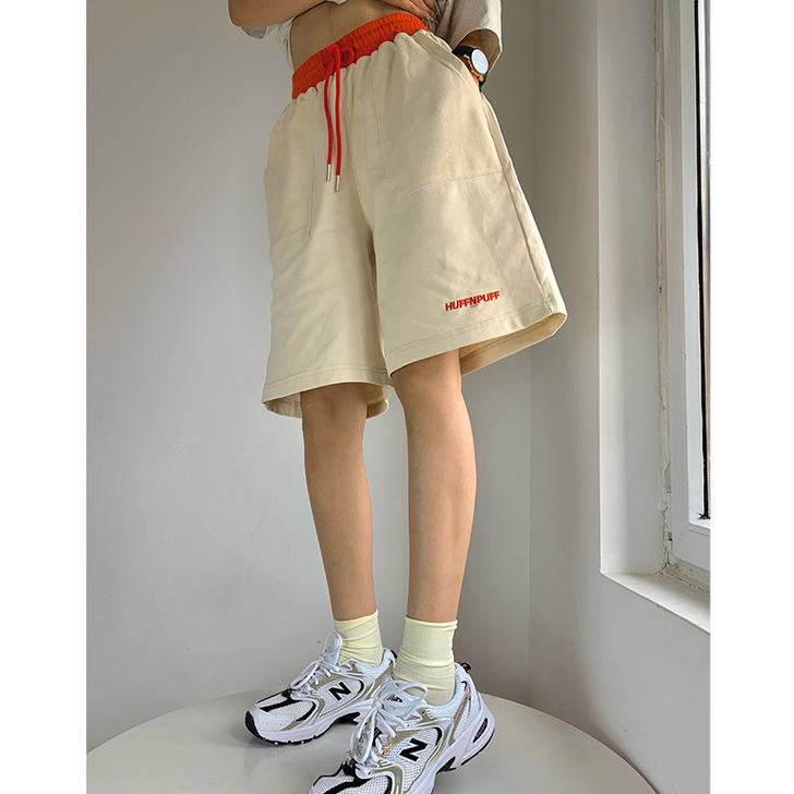 男女同款HUFFNPUFF刺绣杏色短裤高街...