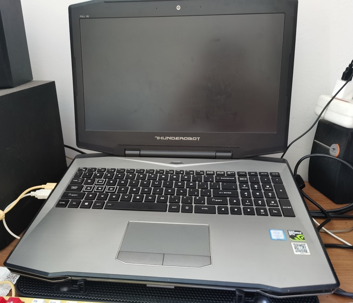 雷神911,电池损耗有些大,还有个之前用的...