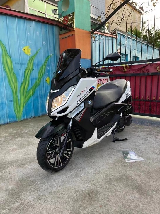 精品摩托车 二手摩托