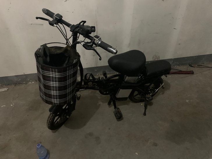 永久代驾锂电电动车