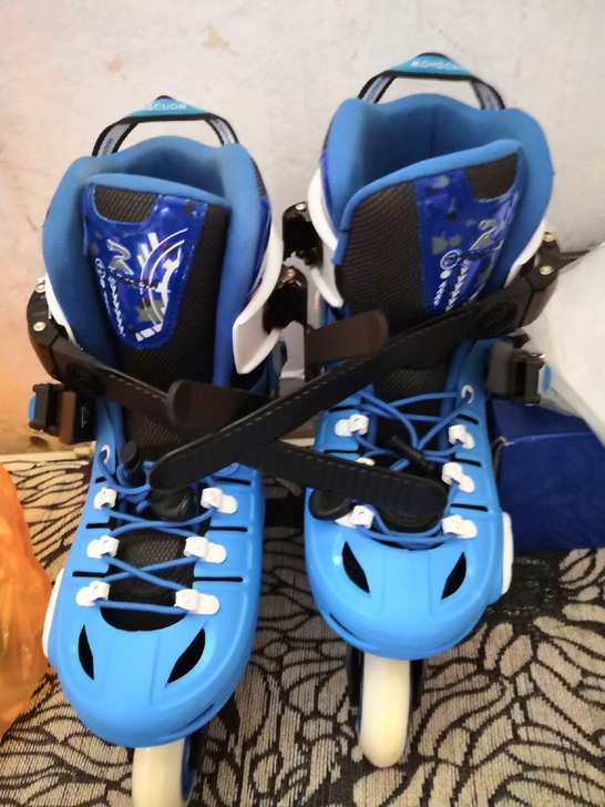 乐秀轮滑鞋Rx1,买回来孩子没用几次就闲置...