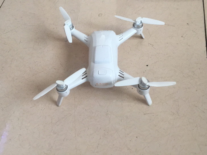 昊翔轻风无人机。一机。三电。护桨罩丢了一个...