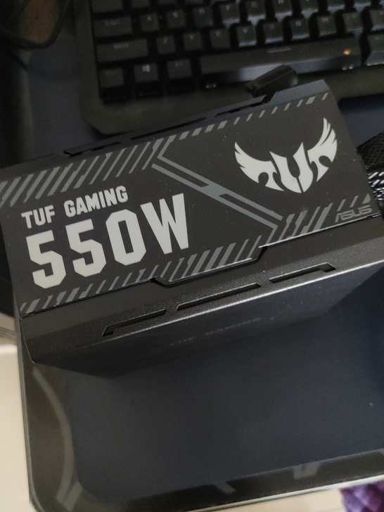 华硕tuf 550w 铜牌电源
