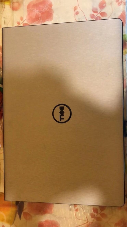 戴尔电脑,9.5新,配件齐全,无发票,不包...