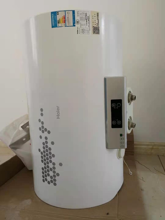 搬家转让自家使用的热水器，自取，卸下来的时...