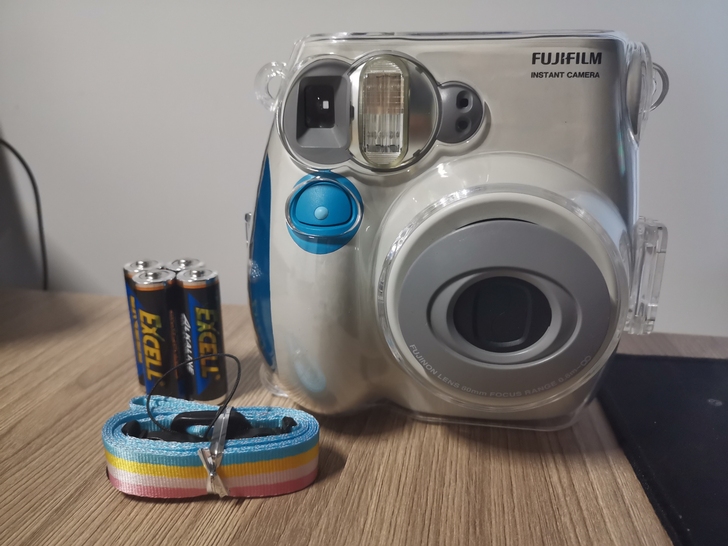 富士拍立得mini7s     八成新