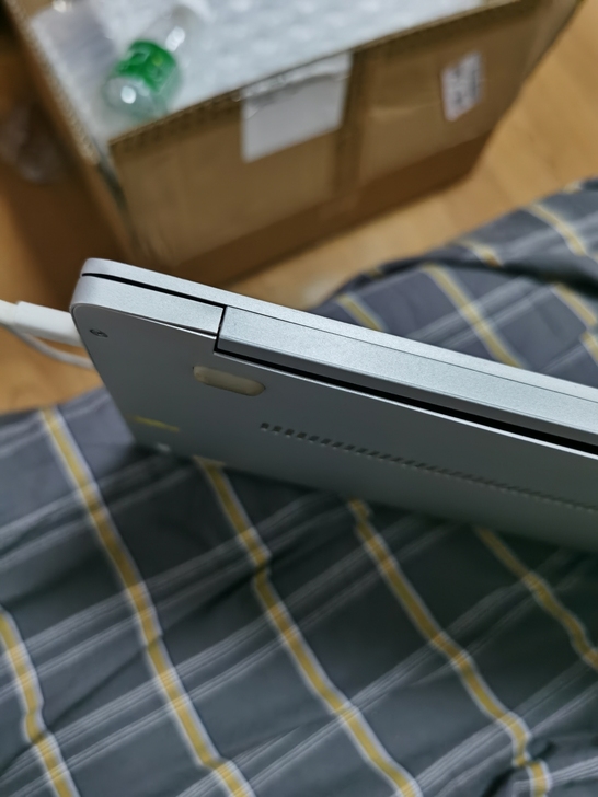 小米13.3，i57200 8+256 独...