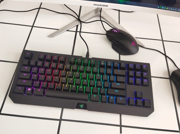 雷蛇黑寡妇87v2幻彩版电脑游戏竞技机械键...