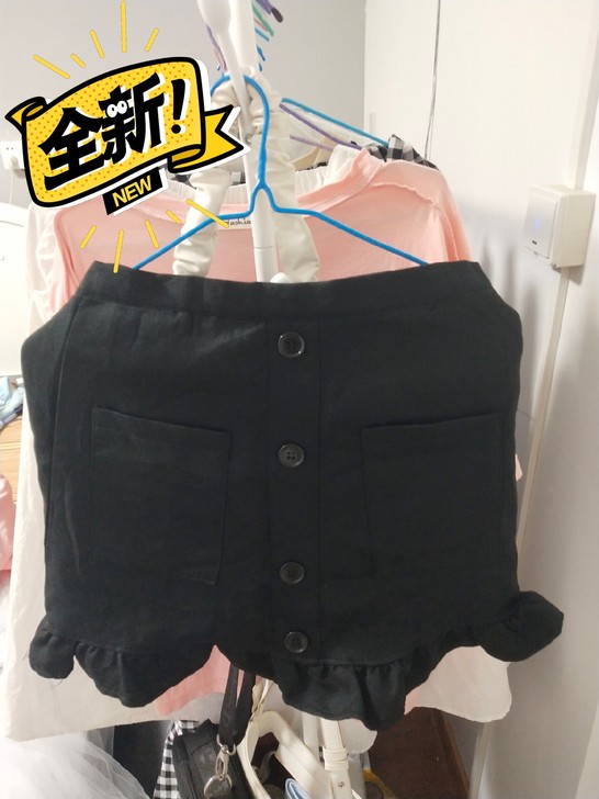 一次没有穿过，懒得退，今天收拾衣服看到的，...