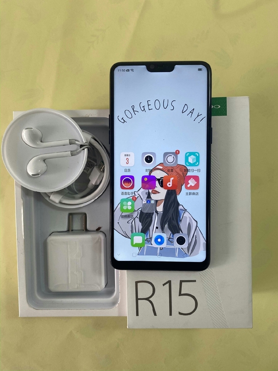 Oppor 15正品手机  99成新  只...