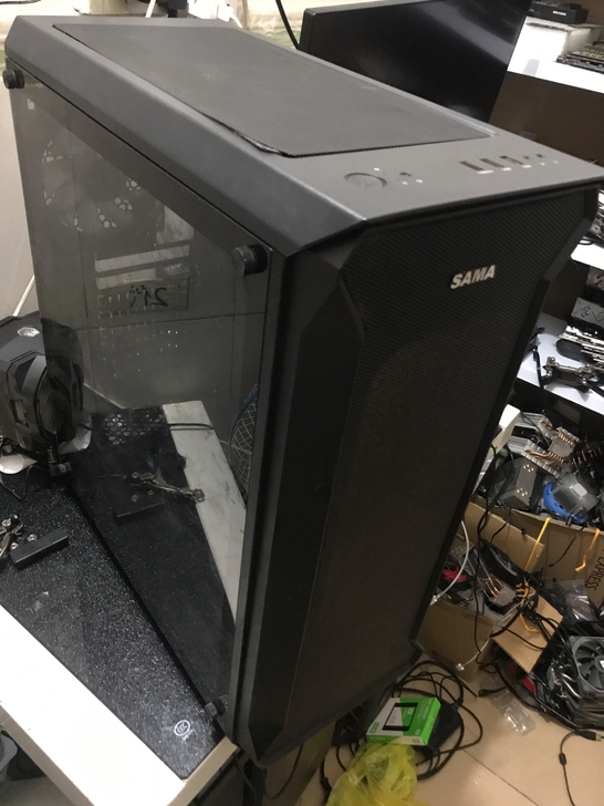 先马坦克3 etax侧透玻璃机箱