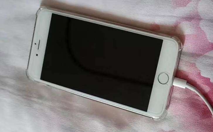 苹果手机6代6，手机一直放家里没怎么用，想...