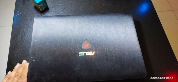 出售一台老款ROG笔记本电脑，配置如同，玩...