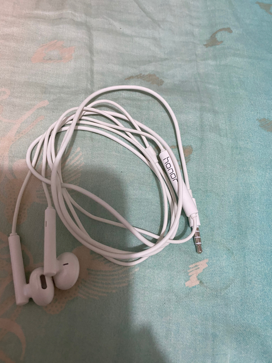 华为手机原装耳机因闲置出给用得着的人，99...