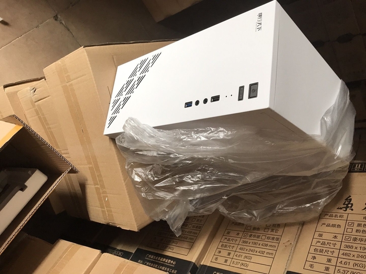 电脑主机机箱全新