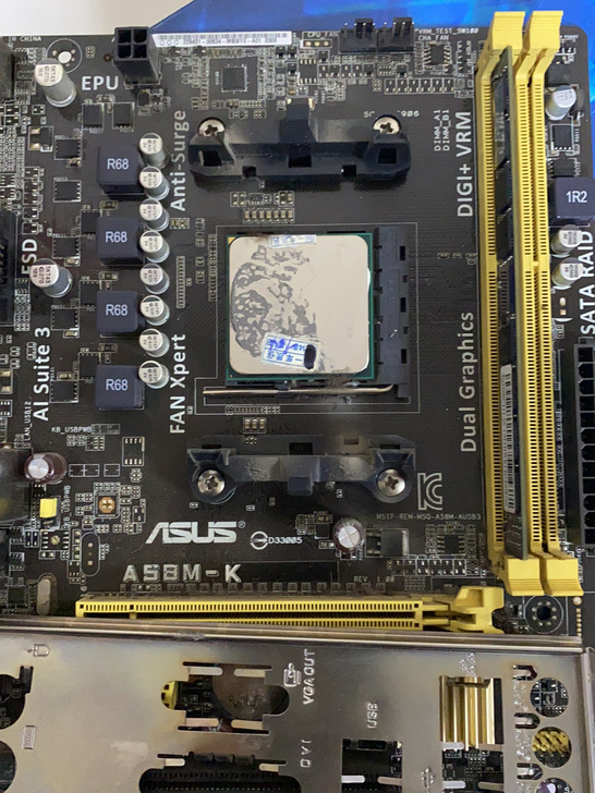 华硕a58m-k+AMD740CPU。+4...