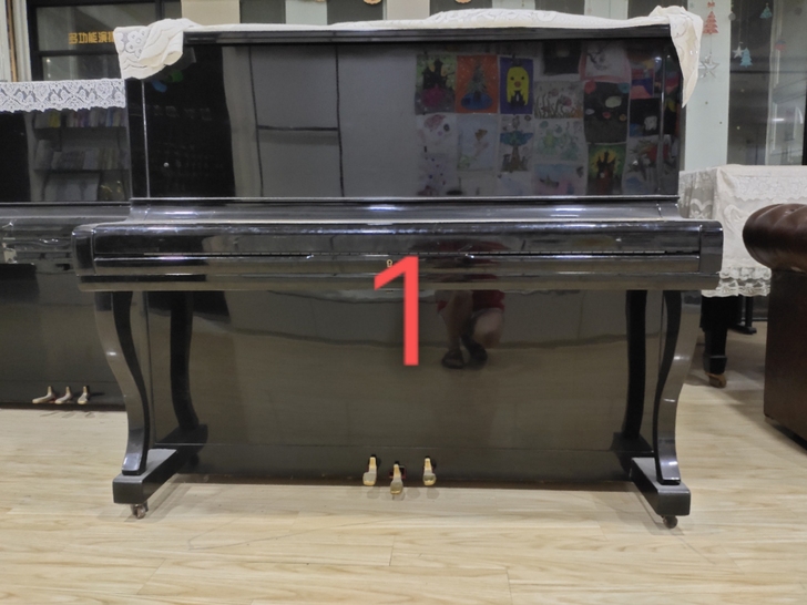 钢琴二手，3000/台低价处理，不包邮
