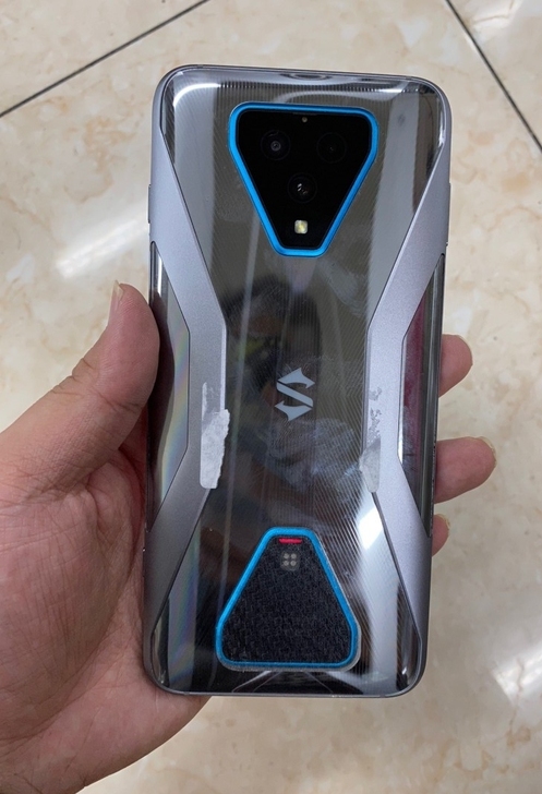 黑鲨3pro机甲灰配色8+256版本，游戏...