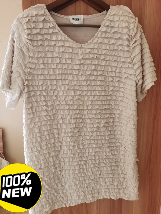 女士长款衫细节可以清楚看到材质 超级软 H...